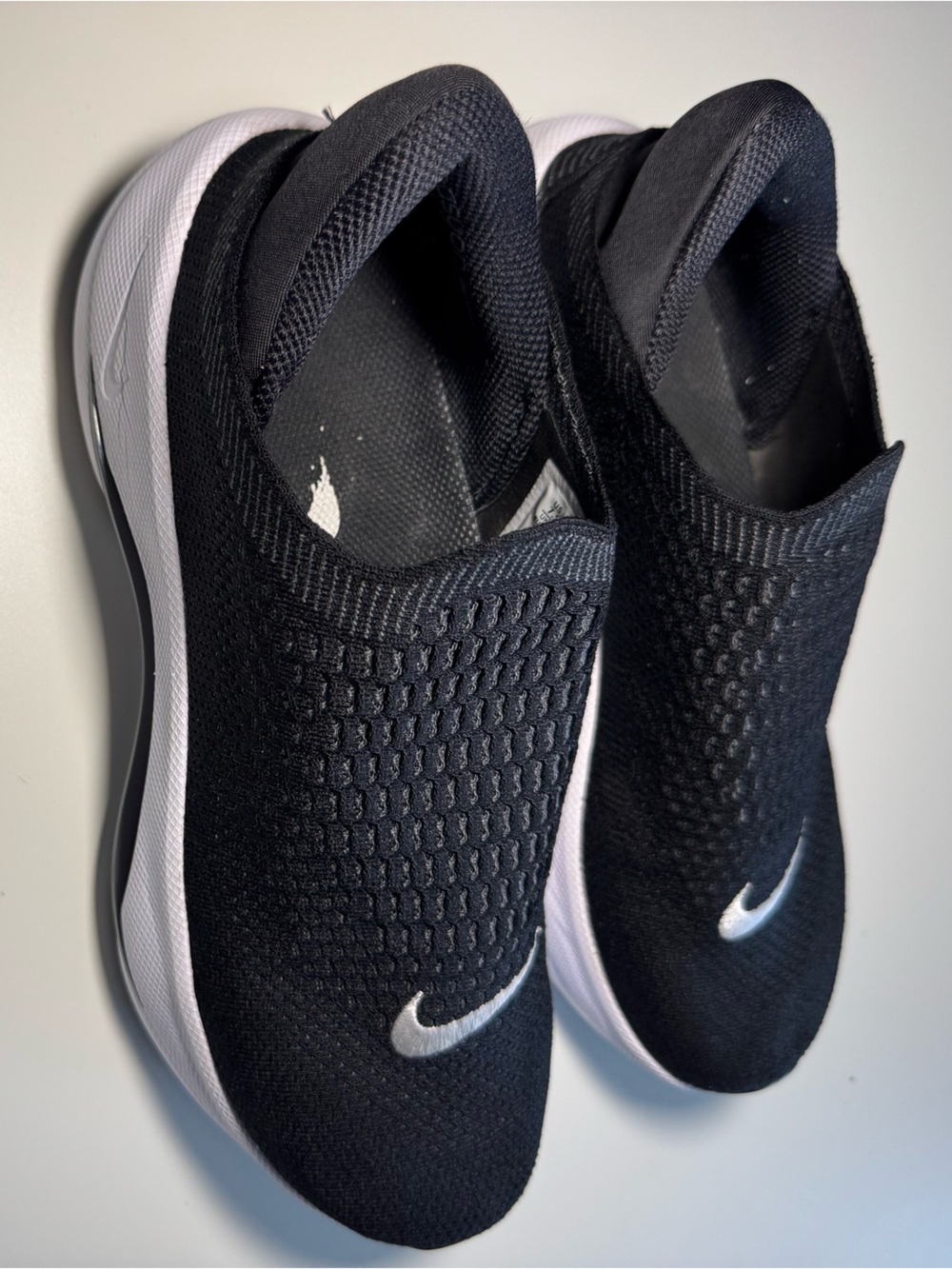 Nike Reina EasyOn Laceless Hands Free Flyknit Shoes Women’s size 7.5 - Picture 7 of 15